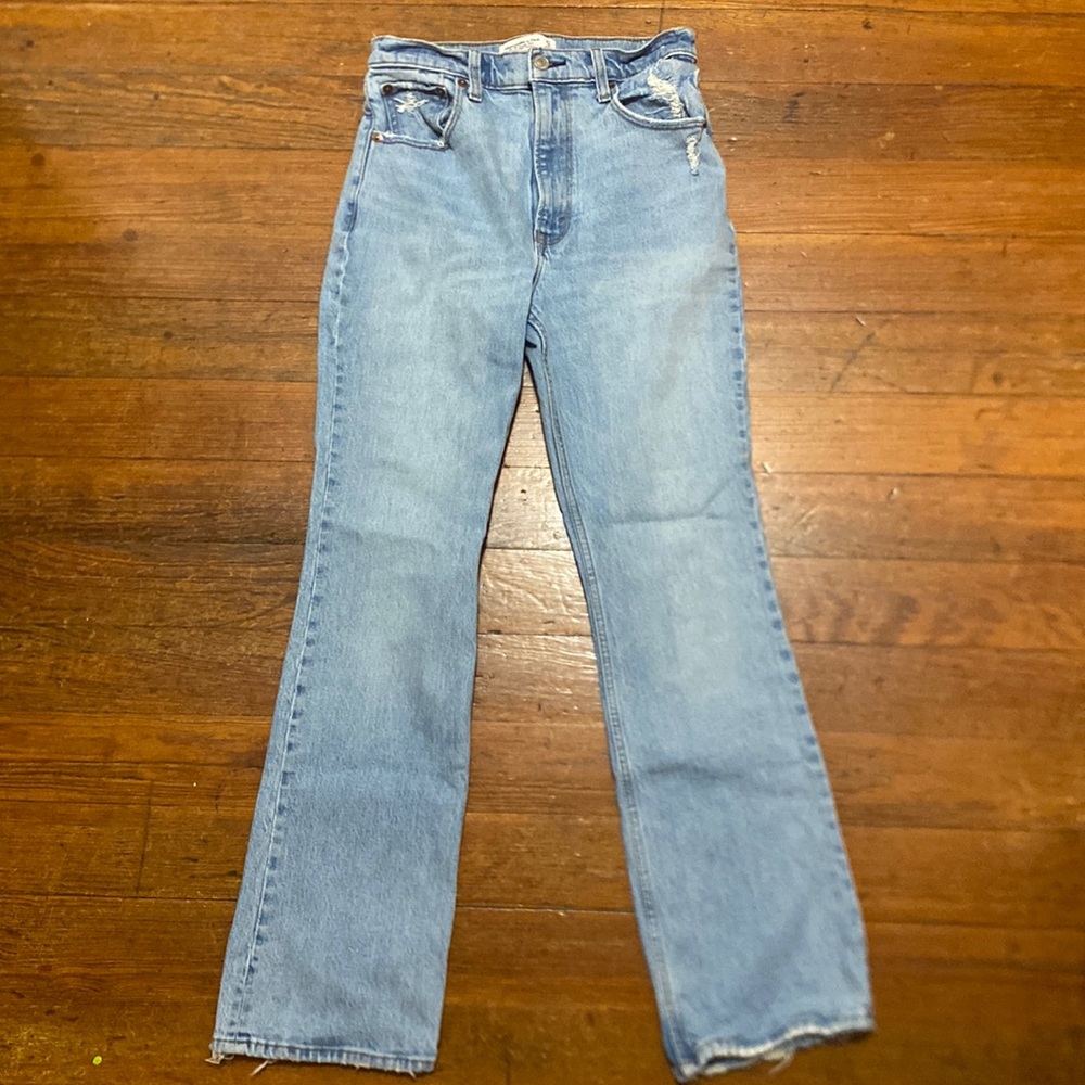 A&F The ‘70s Vintage Flare Ultra High Rise Jeans size SHORT #347N